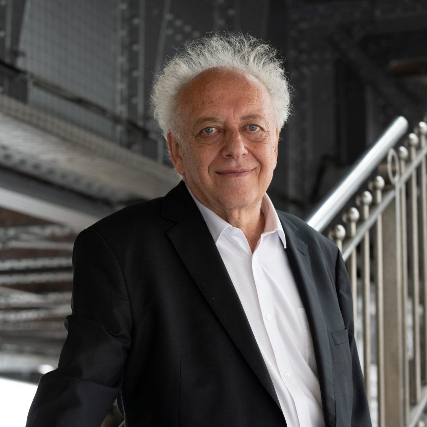 Francis Laffon, portrait métro Barbès, photo Aude Boissaye_studio Cui Cui 5Mo